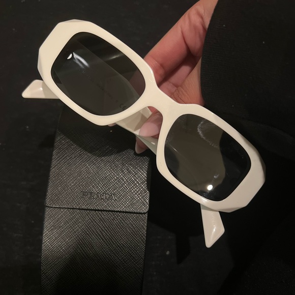 Prada Symbole Sunglasses SPR17W - Picture 8 of 13